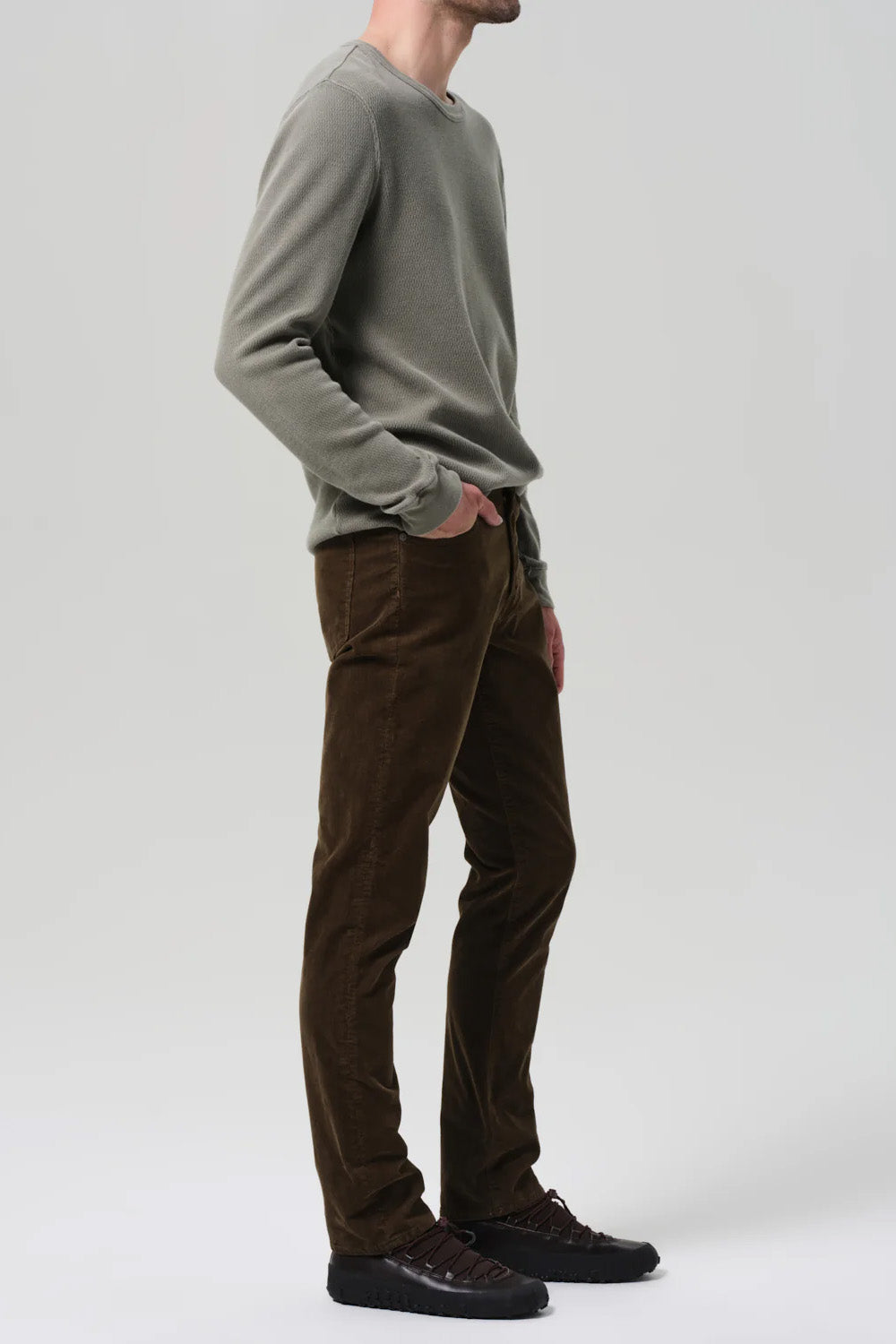 GAGE CORDUROY - OLIVE